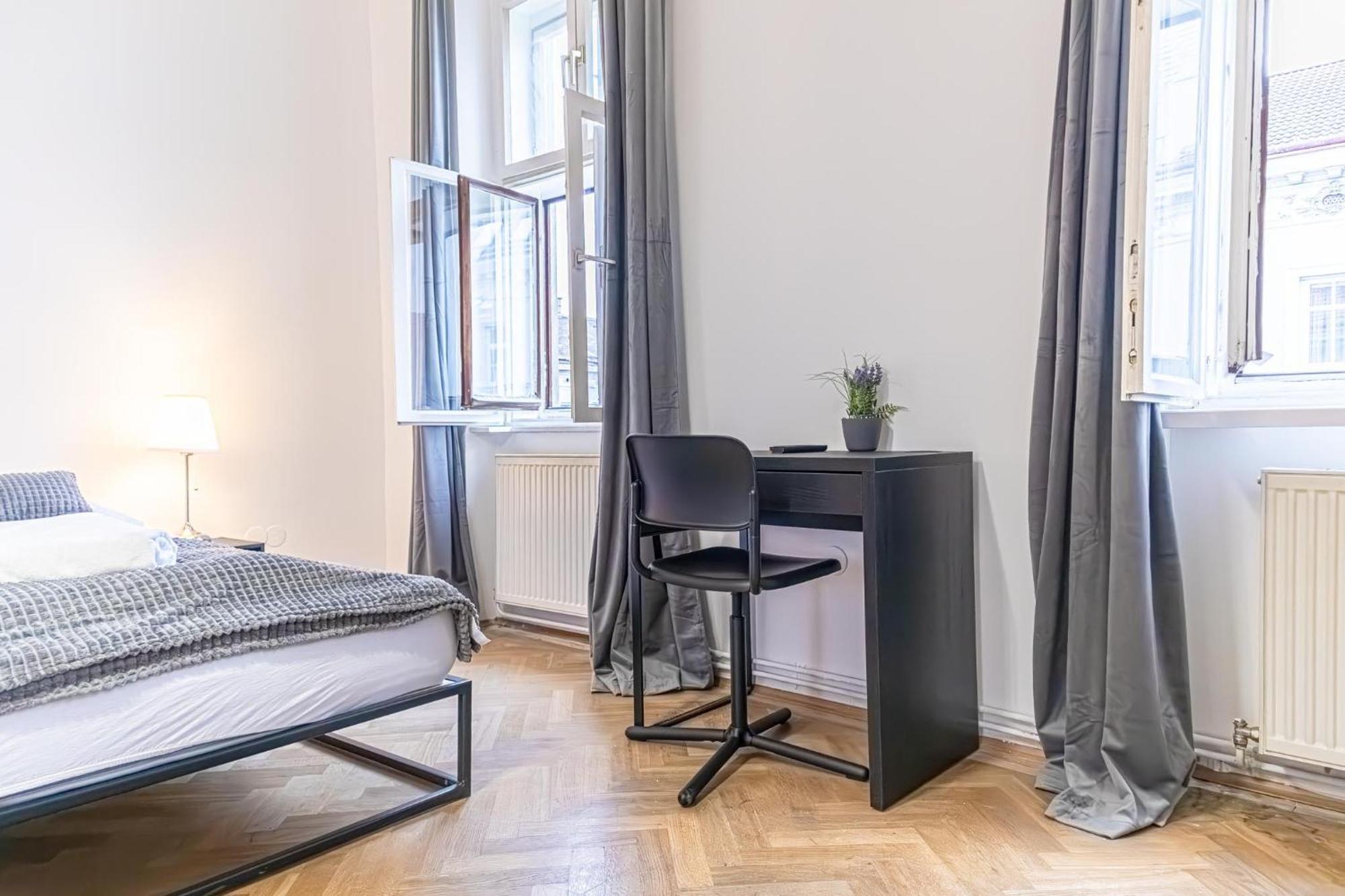 Apartamento Spacious 2br -near Wiener Stadthalle Burggassewiener Well Located Viena