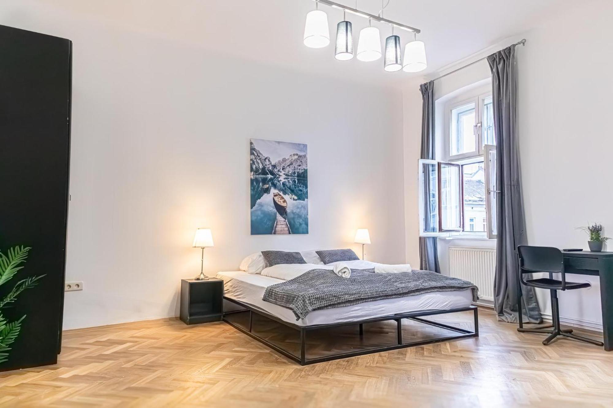 Apartment Spacious 2br -near Wiener Stadthalle Burggassewiener Well Located Wien